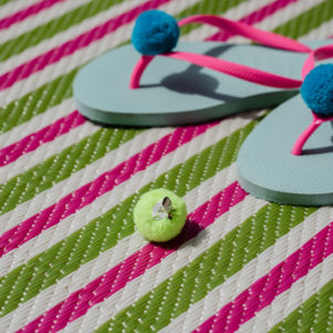 Pom Pom Clips Set of 4, small 3