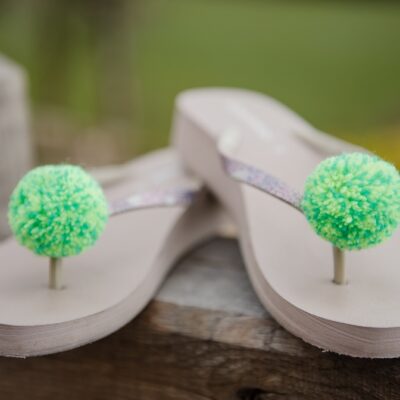 Pom Pom Shoe Clips 1
